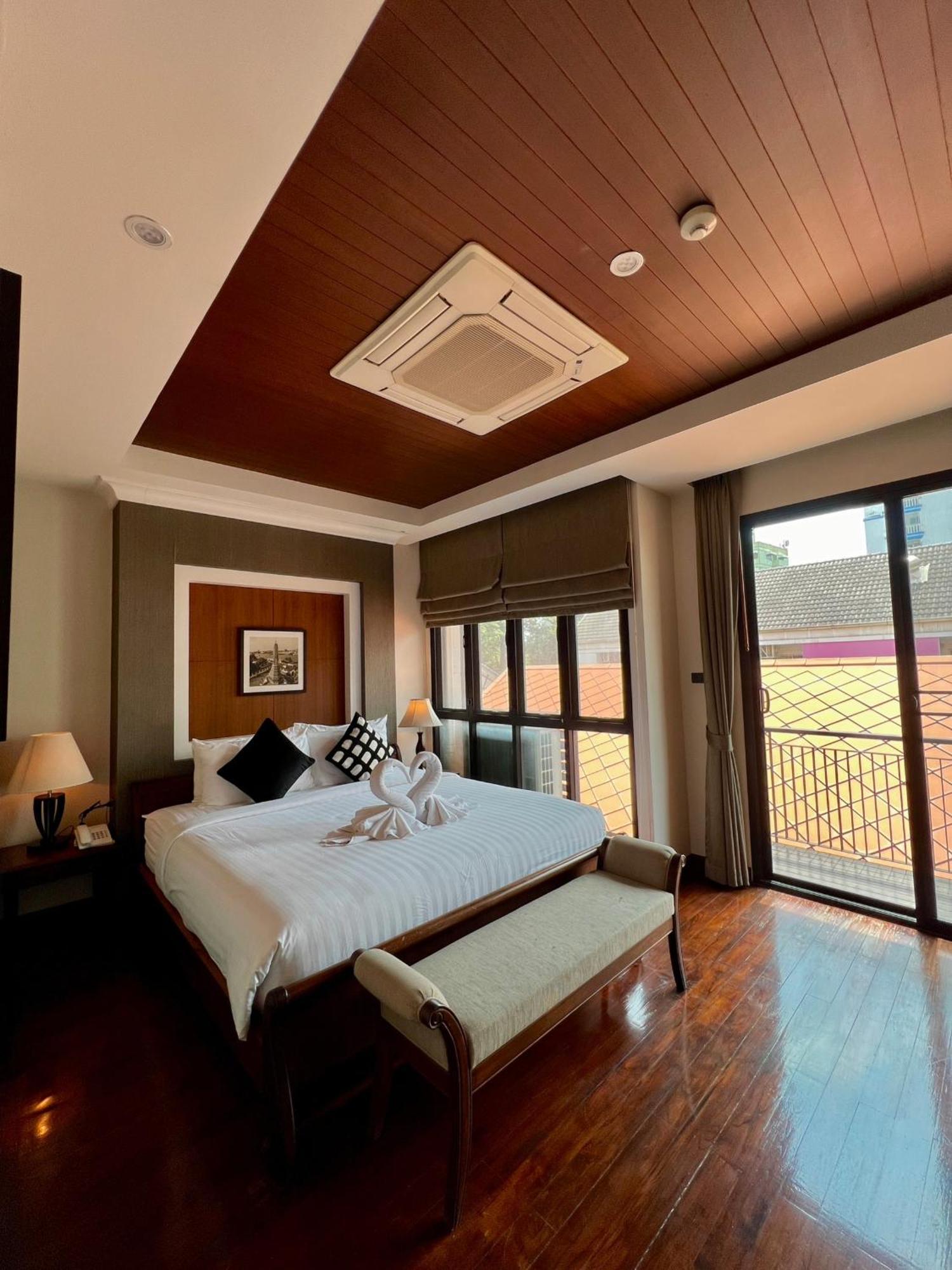Yotaka Bangkok Hotel Zewnętrze zdjęcie