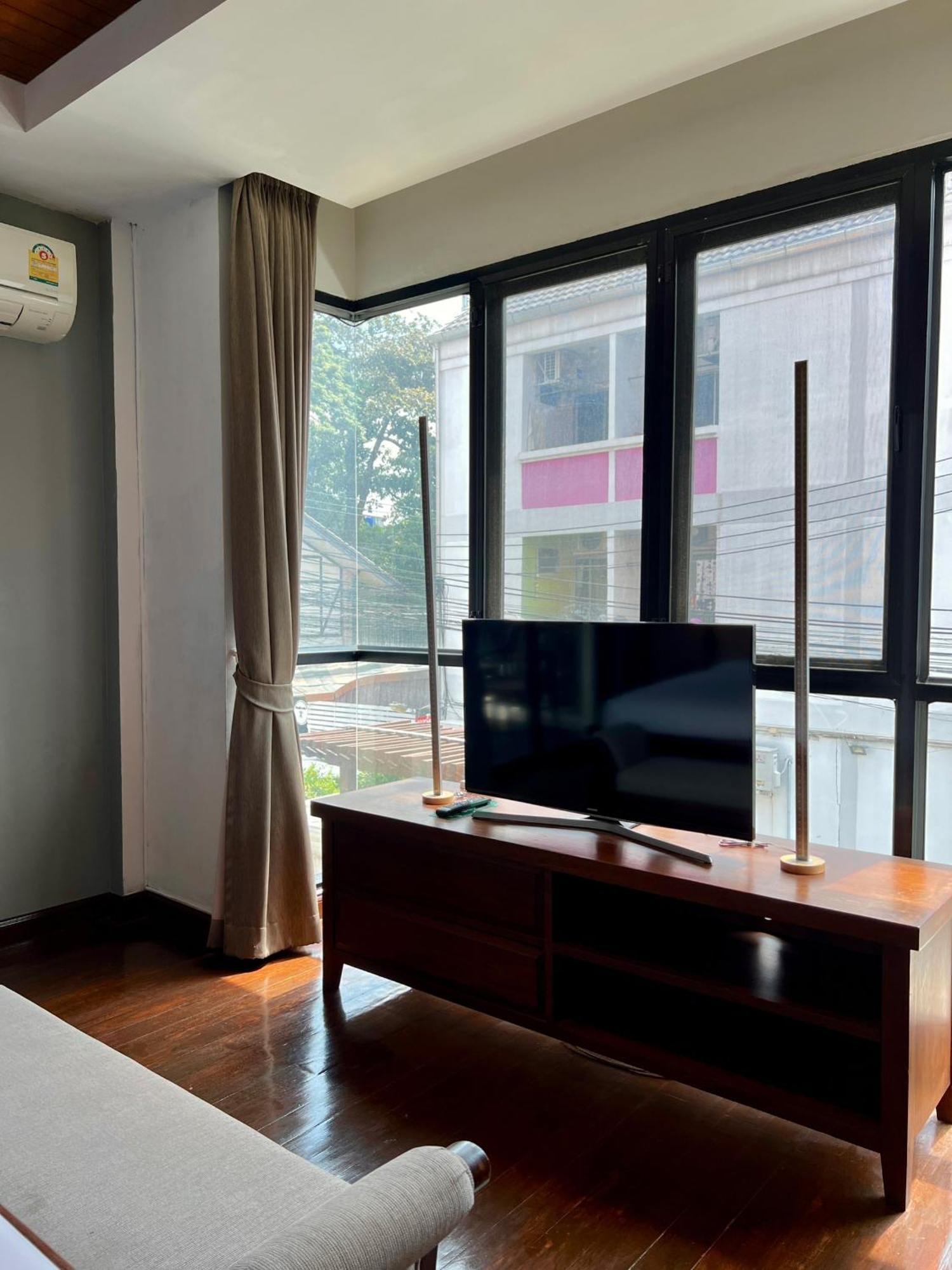 Yotaka Bangkok Hotel Zewnętrze zdjęcie