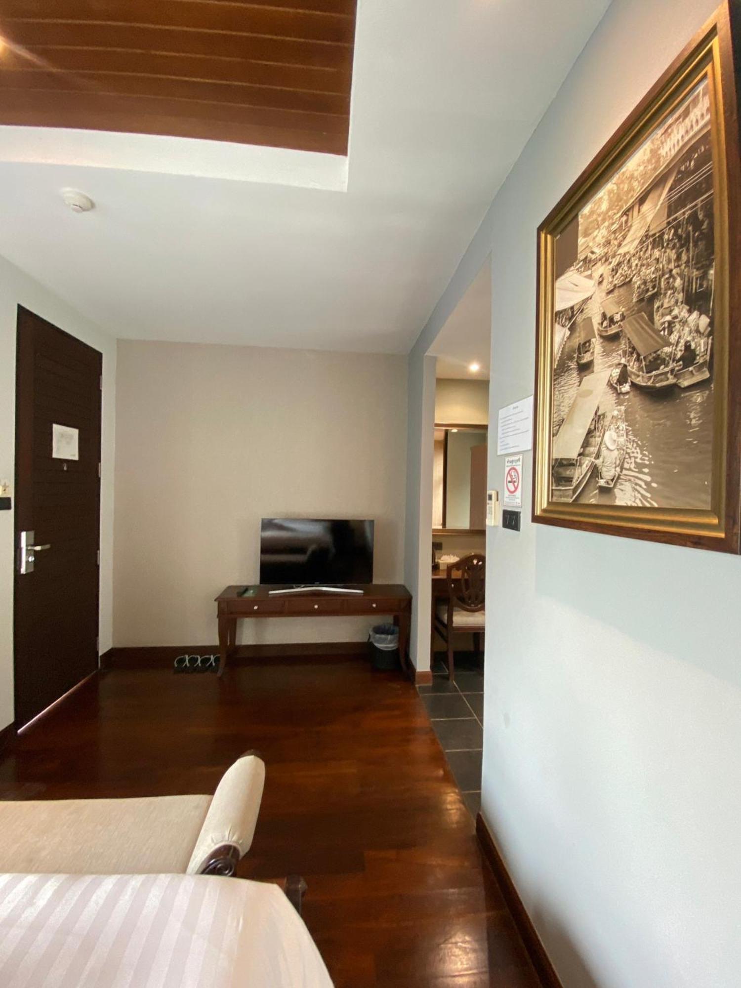 Yotaka Bangkok Hotel Zewnętrze zdjęcie